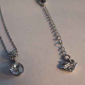 Beautiful SWAROVSKI Signed SWAN Crystal Drop Necklace 15" with 2" Extender